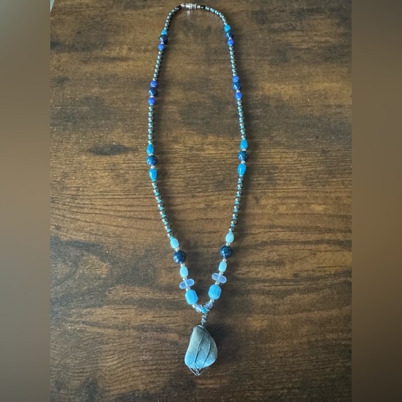 Vintage Turquoise Hematite Beaded Necklace - Picture 4 of 7